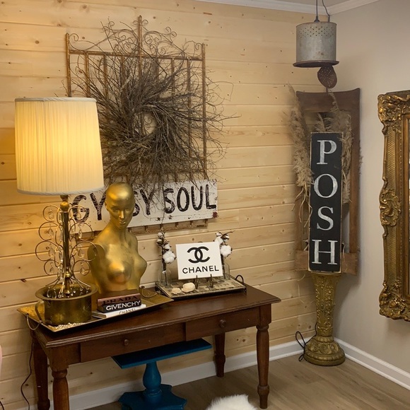 Save my closet ...Lisa - Picture 6 of 14